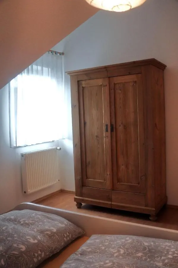 Ferienwohnung Blaues Haus Bischofsheim an der Rhön Appartamento